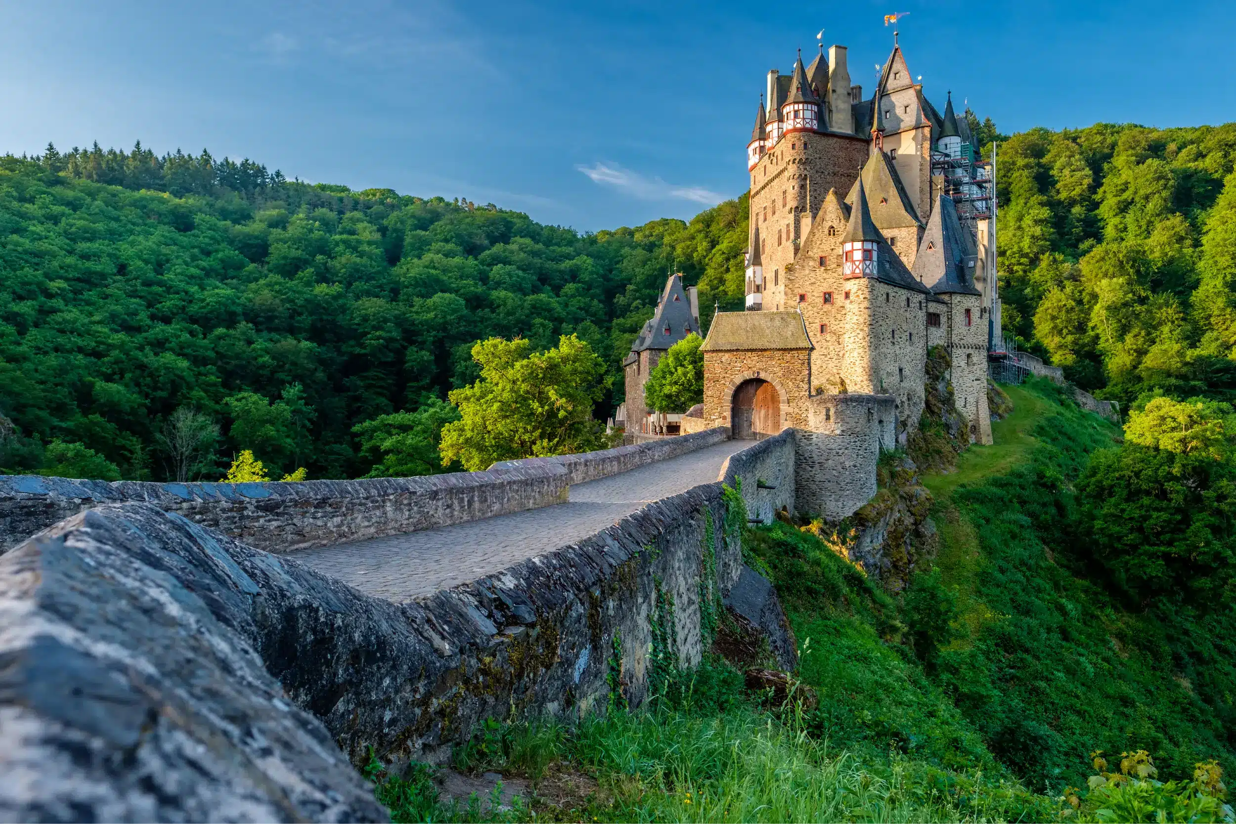 Castillo-Eltz-Rin-Alemania