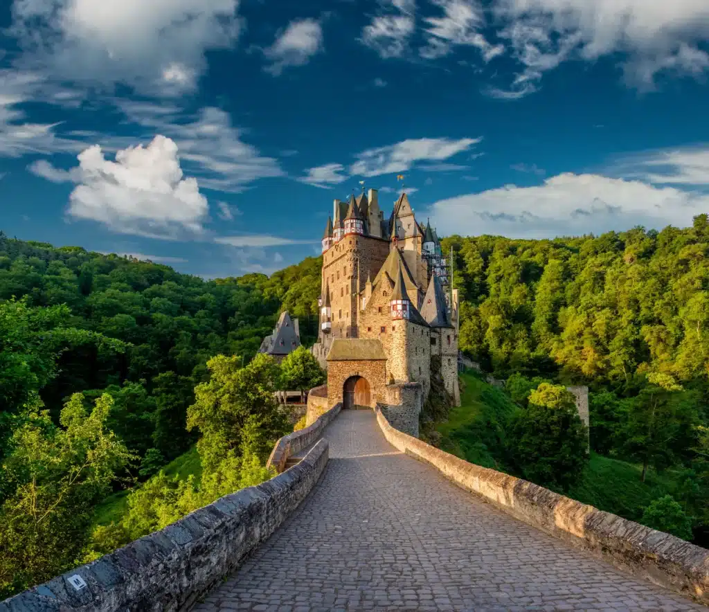 Castillo-Eltz-Rin-Alemania
