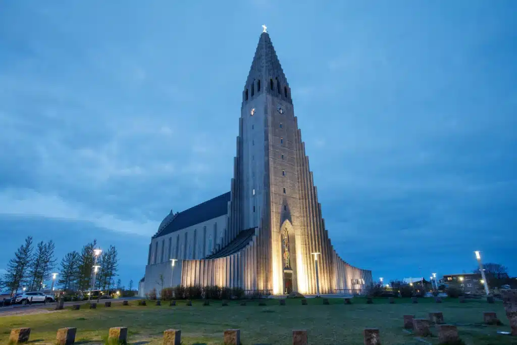 Hallgrímskirkja-Reikiavik-Islandia