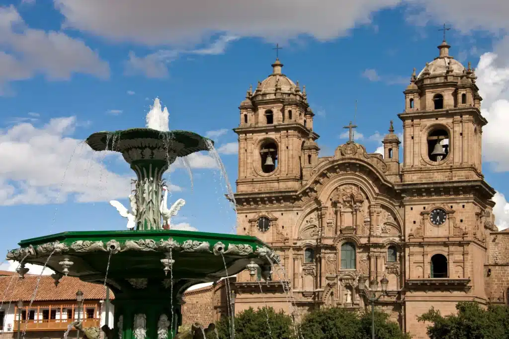 Iglesia-de-la-compañia