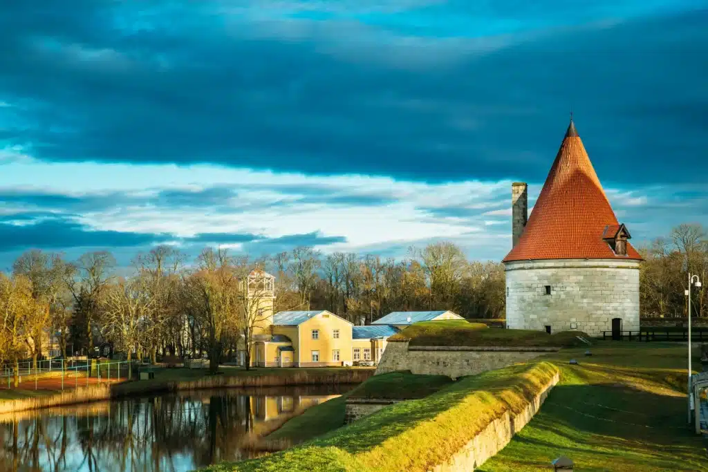 kuressaare-saaremaa-estonia